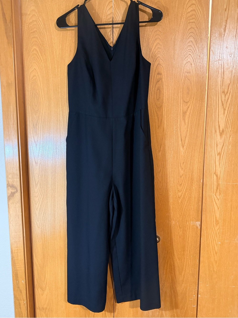 Banana Republic Black V-Neck Sleeveless Wide-Leg Jumpsuit